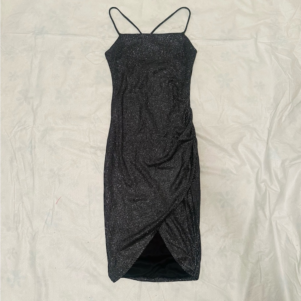 Elegant Black Sleeveless Dress